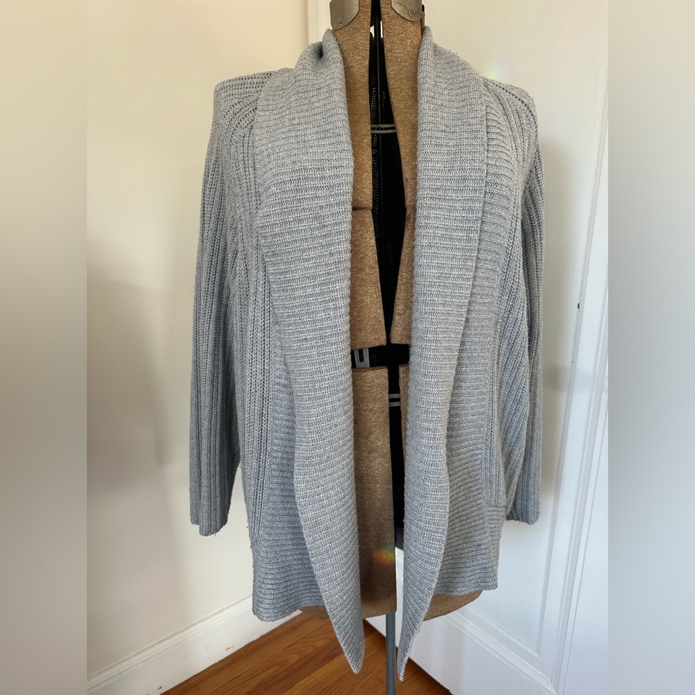 Grey heavy sweater size M